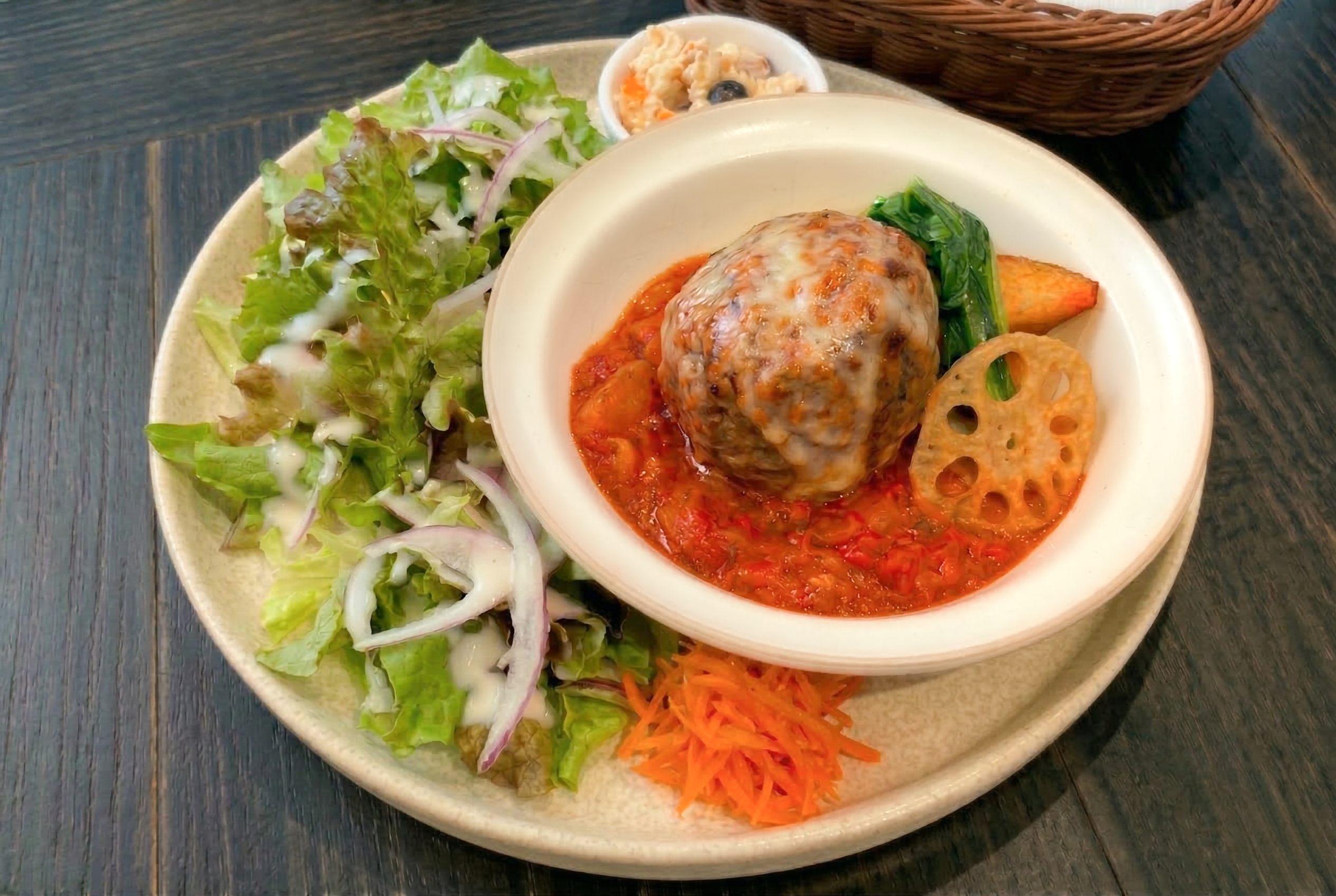 こだわりハンバーグのAYUKAWAプレート